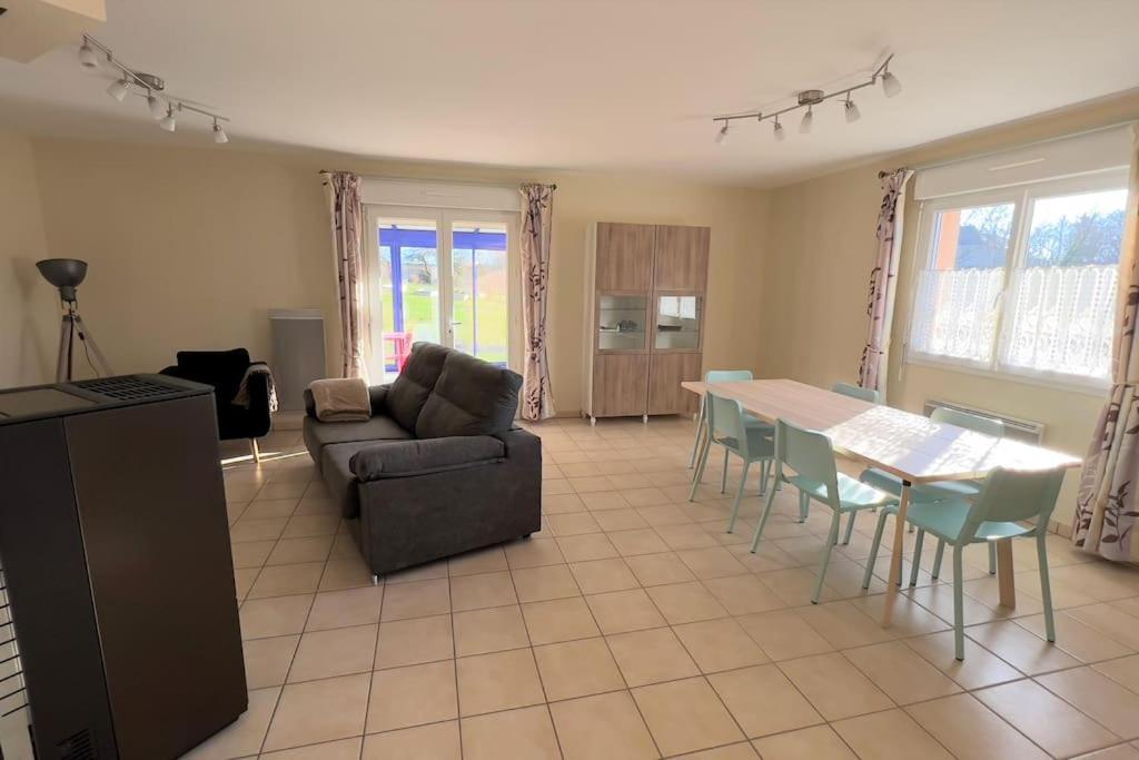 Maison Avec Veranda - Gite De L'Arbrisseau Rethel Extérieur photo
